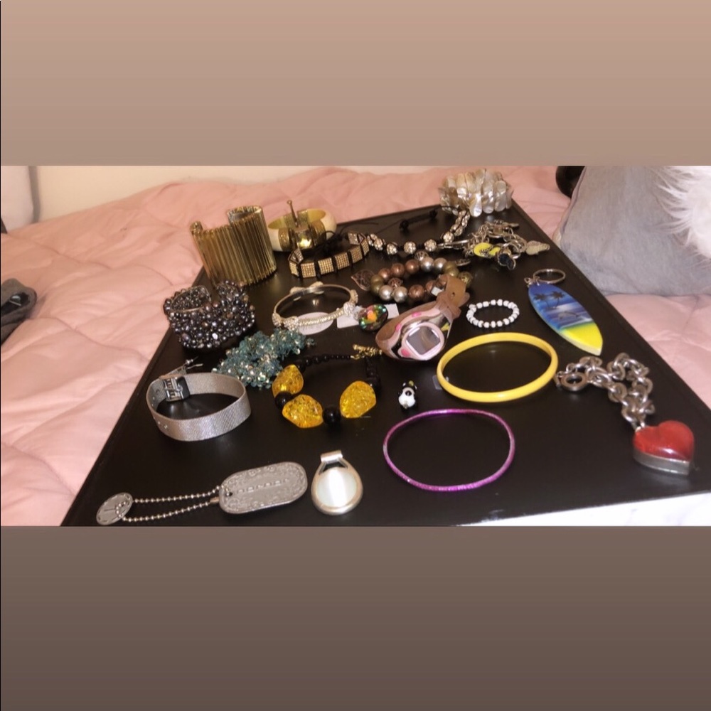 Jewelry bundle - Picture 3 of 3